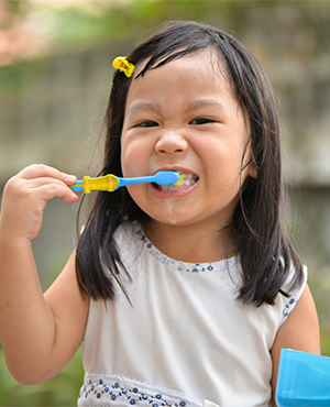 wfpha-policy-child-brushing-teeth